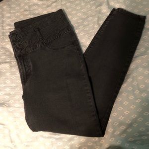High waisted black skinny jeans